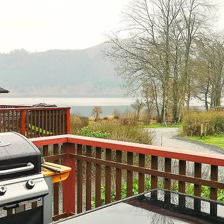 By The - District - Hot Tub Vakantiehuis *